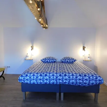 La Maison De Paul & Margaux Bed & Breakfast